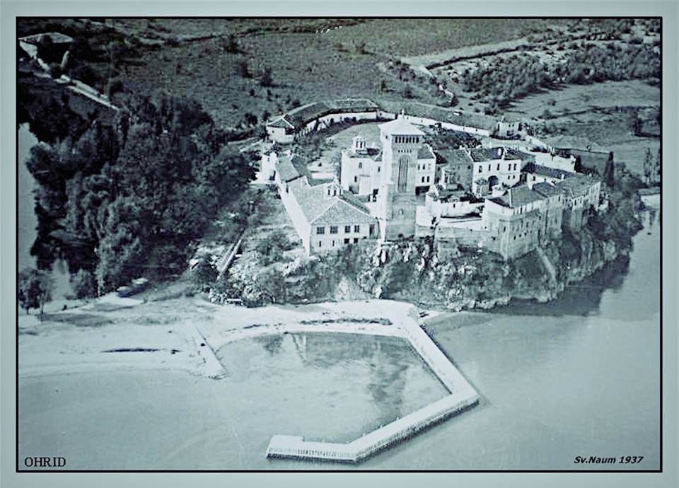 2 Манастирот Св.Наум сликан од авион 1937 год